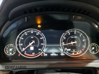 2015 BMW 7 Series 750i xDrive with VIN WBAYB6C57FD965931, listed as a Copart auction lot 44422205 with 100,702 mi miles and Salvage title. Bid and sale history available at DreamBid. Image 9.
