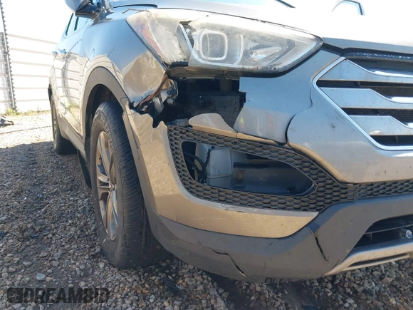 2014 Hyundai Santa Fe Sport with VIN 5XYZU3LB7EG189094, listed as a IAAI auction lot 41988073 with 201,527 mi miles. Bid and sale history available at carsss.com. Image 6.