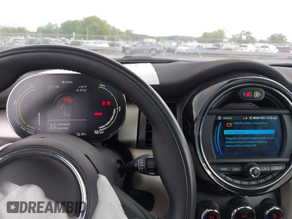 2021 MINI Hardtop Cooper SE with VIN WMWXP3C06M2N26986, listed as a IAAI auction lot 42023528 with 39,068 mi miles and . Bid and sale history available at DreamBid. Image 18.