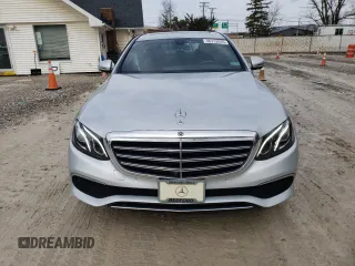 2019 Mercedes-Benz E-Class E 300 with VIN WDDZF4KB6KA635108, listed as a Copart auction lot 46332035 with 71,417 mi miles and Salvage Title. Bid and sale history available at carsss.com. Image 5.