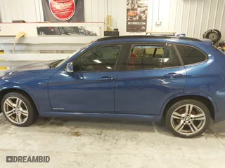 2015 BMW X1 xDrive28i with VIN WBAVL1C57FVY35998, listed as a IAAI auction lot 41740072 with 84,233 mi miles. Bid and sale history available at carsss.com. Image 13.