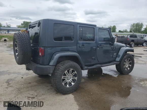 2007 Jeep Wrangler Unlimited Sahara with VIN 1J4GB59177L226122, listed as a Copart auction lot 55529575 with 208,811 mi miles and Salvage title. Bid and sale history available at DreamBid. Image 3.