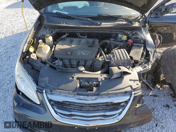 2012 Chrysler 200 Limited with VIN 1C3CCBCBXCN189488, listed as a Copart auction lot 43032595 with Not Provided miles and Clean Title. Bid and sale history available at DreamBid. Image 12.