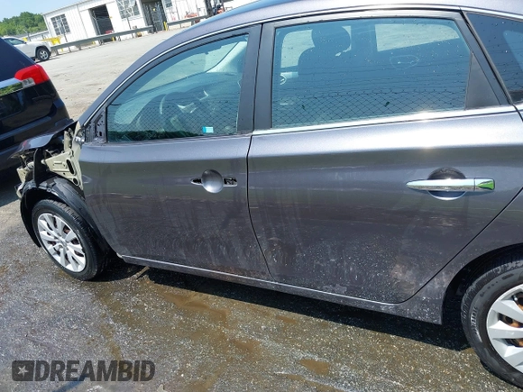 2014 Nissan Sentra SR z VIN 3N1AB7AP2EL683092, wystawiony jako IAAI lot #42403326 z przebiegiem 149 452 mil mil oraz . Historia ofert i sprzedaży dostępna na DreamBid. Obrazek 15.