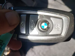 2011 BMW 7 Series 740i z VIN WBAKA4C50BC392111, wystawiony jako IAAI lot #42151182 z przebiegiem 107 955 mil mil oraz . Historia ofert i sprzedaży dostępna na DreamBid. Obrazek 11.