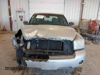 2006 Dodge Dakota SLT with VIN 1D7HW48N46S600256, listed as a IAAI auction lot 41442535 with 184,283 mi miles and . Bid and sale history available at carsss.com. Image 12.