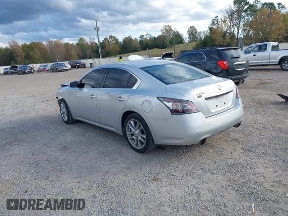 2014 Nissan Maxima S z VIN 1N4AA5AP3EC454989, wystawiony jako IAAI lot #40953780 z przebiegiem 194 207 mil mil oraz . Historia ofert i sprzedaży dostępna na DreamBid. Obrazek 3.