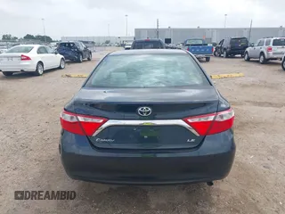 2016 Toyota Camry XLE with VIN 4T4BF1FK6GR546618, listed as a IAAI auction lot 41948177 with 173,083 mi miles. Bid and sale history available at carsss.com. Image 17.