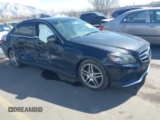 2016 Mercedes-Benz E 350 Luxury z VIN WDDHF8JB4GB211030, wystawiony jako IAAI lot #41833646 z przebiegiem 65 968 mil mil oraz . Historia ofert i sprzedaży dostępna na DreamBid. Obrazek 1.