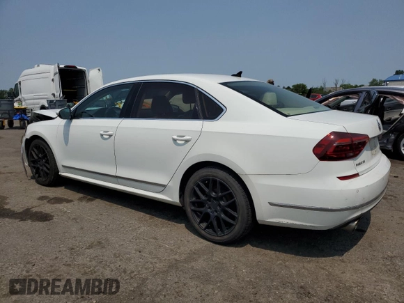 2017 Volkswagen Passat SE z VIN 1VWGT7A37HC032927, wystawiony jako Copart lot #60321125 z przebiegiem 208 231 mil mil oraz Szkoda całkowita • Salvage title. Historia ofert i sprzedaży dostępna na DreamBid. Obrazek 2.