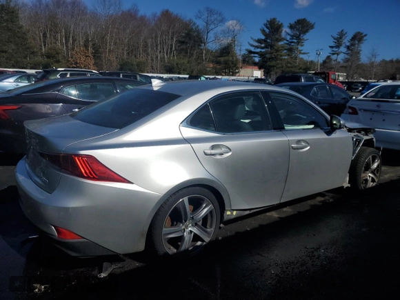 2020 Lexus IS 300 with VIN JTHD81F20L5041484, listed as a Copart auction lot 47020385 with 42,918 mi miles and Salvage title. Bid and sale history available at DreamBid. Image 3.
