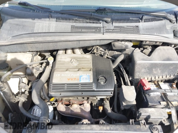 2001 Toyota Sienna LE with VIN 4T3ZF13C41U377591, listed as a IAAI auction lot 42065958 with 268,180 mi miles. Bid and sale history available at carsss.com. Image 10.