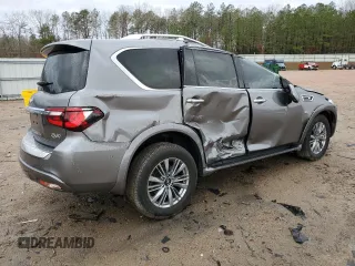 2019 Infiniti QX80 Luxe z VIN JN8AZ2NE9K9231878, wystawiony jako Copart lot #49319325 z przebiegiem 96 061 mil mil oraz Nie do naprawy. Historia ofert i sprzedaży dostępna na DreamBid. Obrazek 3.