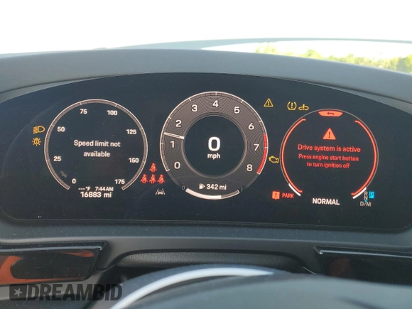 2024 Porsche Cayenne z VIN WP1BA2AY2RDA52904, wystawiony jako Copart lot #61576575 z przebiegiem 16 883 mil mil oraz Szkoda całkowita • Salvage title. Historia ofert i sprzedaży dostępna na DreamBid. Obrazek 9.