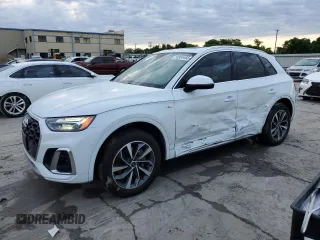 2023 Audi Q5 S line Premium Plus z VIN WA1EAAFY4P2035574, wystawiony jako Copart lot #55351055 z przebiegiem 19 777 mil mil oraz Szkoda całkowita • Salvage title. Historia ofert i sprzedaży dostępna na DreamBid. Obrazek 1.