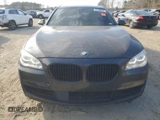 2015 BMW 7 Series 750Li with VIN WBAYE8C59FD780945, listed as a Copart auction lot 42730625 with 0 mi miles and Salvage Title. Bid and sale history available at carsss.com. Image 5.