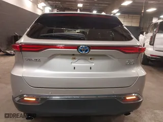 2021 Toyota Venza LE with VIN JTEAAAAH4MJ025989, listed as a IAAI auction lot 41642832 with 34,459 mi miles. Bid and sale history available at carsss.com. Image 17.