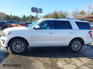 2018 Ford Expedition Limited with VIN 1FMJU1KT8JEA01497, listed as a IAAI auction lot 41724185 with 94,037 mi miles. Bid and sale history available at carsss.com. Image 14.