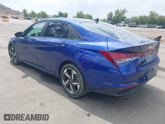 2023 Hyundai Elantra SEL z VIN KMHLS4AG4PU427318, wystawiony jako IAAI lot #42052082 z przebiegiem 33 090 mil mil oraz . Historia ofert i sprzedaży dostępna na DreamBid. Obrazek 3.