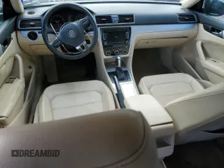 2012 Volkswagen Passat SE z VIN 1VWBH7A36CC085414, wystawiony jako Copart lot #56367125 z przebiegiem 158 442 mil mil oraz Szkoda całkowita • Salvage title. Historia ofert i sprzedaży dostępna na DreamBid. Obrazek 8.