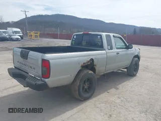 2002 Nissan Frontier XE z VIN 1N6ED26YX2C353086, wystawiony jako IAAI lot #41821399 z przebiegiem 192 027 mil mil oraz . Historia ofert i sprzedaży dostępna na DreamBid. Obrazek 4.