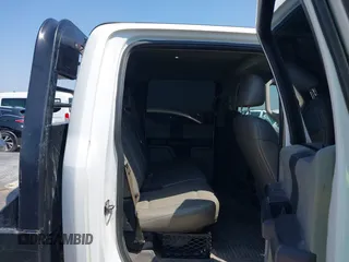 2017 Ford F-250 Lariat with VIN 1FT7W2BT2HEE85692, listed as a IAAI auction lot 42325993 with 211,296 mi miles and . Bid and sale history available at DreamBid. Image 8.