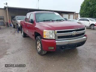 2007 Chevrolet Silverado 1500 LTZ with VIN 2GCEK13M971635849, listed as a IAAI auction lot 42108671 with 240,844 mi miles. Bid and sale history available at carsss.com. Image 1.