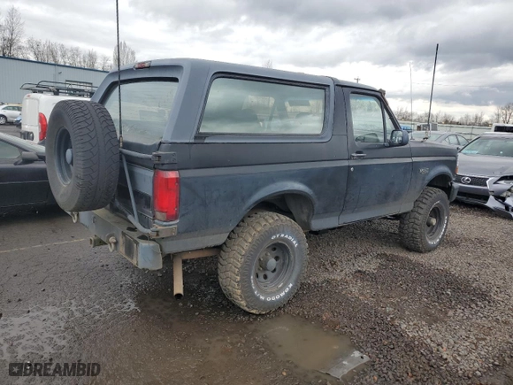 1993 Ford Bronco Custom with VIN 1FMEU15H0PLB25986, listed as a Copart auction lot 47622775 with 196,277 mi miles and Clean Title. Bid and sale history available at carsss.com. Image 3.