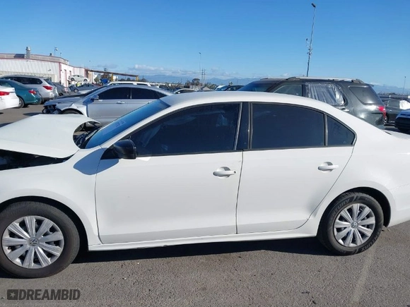 2013 Volkswagen Jetta Sedan S with VIN 3VW2K7AJ6DM292059, listed as a IAAI auction lot 41707783 with 127,254 mi miles. Bid and sale history available at carsss.com. Image 14.