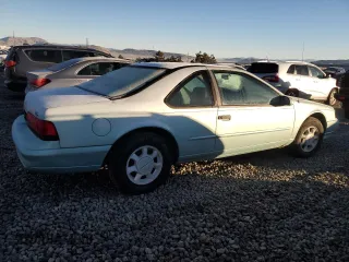 1994 Ford Thunderbird LX with VIN 1FALP6241RH164759, listed as a Copart auction lot 41605935 with 22,073 mi miles and Clean Title. Bid and sale history available at DreamBid. Image 3.