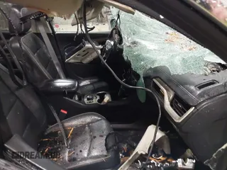 2020 GMC Terrain Denali с VIN 3GKALXEX2LL275617, выставлен на аукционе IAAI как лот 41942707 с пробегом 56 610 миль миль и . История ставок и продаж доступна на DreamBid. Изображение 5.