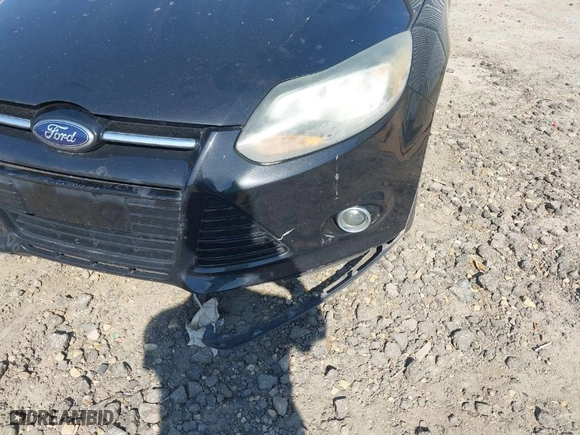 2014 Ford Focus Titanium with VIN 1FADP3J27EL227311, listed as a IAAI auction lot 41904675 with 180,459 mi miles. Bid and sale history available at carsss.com. Image 6.