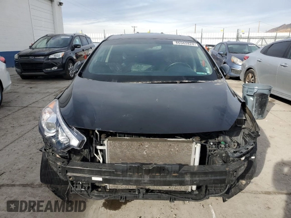 2016 Kia Forte EX z VIN KNAFZ4A8XG5528053, wystawiony jako Copart lot #86562824 z przebiegiem Nie podano mil oraz Czysty tytuł • Clean title. Historia ofert i sprzedaży dostępna na DreamBid. Obrazek 5.