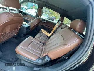 2017 Audi Q7 Premium Plus z VIN WA1LAAF75HD025575, wystawiony jako Copart lot #55443465 z przebiegiem 162 389 mil mil oraz Czysty tytuł • Clean title. Historia ofert i sprzedaży dostępna na DreamBid. Obrazek 9.