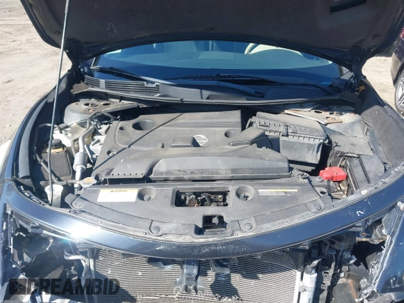 2015 Nissan Altima 2.5 SV with VIN 1N4AL3AP0FC115042, listed as a IAAI auction lot 41935591 with 129,556 mi miles. Bid and sale history available at carsss.com. Image 10.