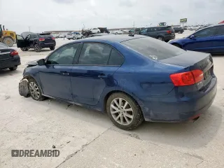 2012 Volkswagen Jetta SE с VIN 3VWDX7AJ0CM453319, выставлен на аукционе Copart как лот 57071625 с пробегом 93 355 миль миль и Списание • Salvage title. История ставок и продаж доступна на DreamBid. Изображение 2.