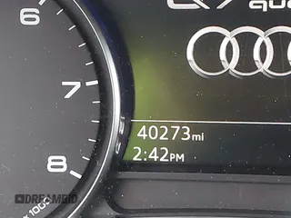 2018 Audi Q7 Premium Plus with VIN WA1LHAF70JD054404, listed as a IAAI auction lot 42068480 with 40,273 mi miles and . Bid and sale history available at DreamBid. Image 15.