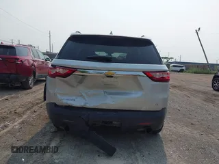 2019 Chevrolet Traverse LT z VIN 1GNERHKW7KJ257026, wystawiony jako IAAI lot #42397645 z przebiegiem 78 977 mil mil oraz . Historia ofert i sprzedaży dostępna na DreamBid. Obrazek 16.