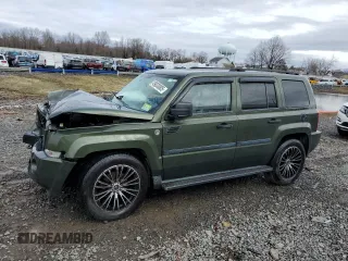 2007 Jeep Patriot Sport with VIN 1J8FF28W47D395177, listed as a Copart auction lot 49033005 with 175,125 mi miles and Salvage Title. Bid and sale history available at DreamBid. Image 1.