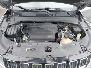 2018 Jeep Compass Sport с VIN 3C4NJCAB9JT318935, выставлен на аукционе IAAI как лот 42661262 с пробегом 257 841 миль миль и . История ставок и продаж доступна на DreamBid. Изображение 10.