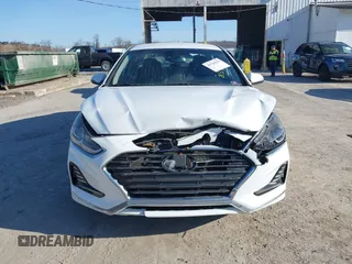 2018 Hyundai Sonata Limited with VIN 5NPE34AF5JH638577, listed as a IAAI auction lot 41760256 with 112,055 mi miles. Bid and sale history available at carsss.com. Image 12.
