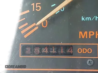 1986 Nissan 300ZX z VIN JN1HZ14S4GX164916, wystawiony jako IAAI lot #42295717 z przebiegiem 254 114 mil mil oraz . Historia ofert i sprzedaży dostępna na DreamBid. Obrazek 7.