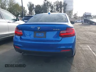 2015 BMW 2 Series 228i with VIN WBA1F5C59FVW98205, listed as a IAAI auction lot 41722804 with 91,879 mi miles. Bid and sale history available at carsss.com. Image 16.