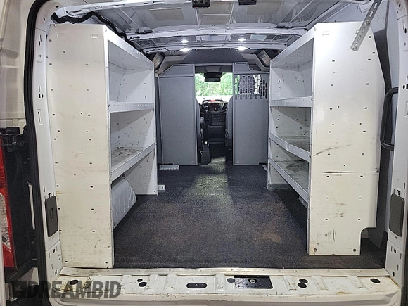 2019 Ford Transit z VIN 1FTYE1YM9KKA69150, wystawiony jako IAAI lot #42723249 z przebiegiem 226 890 mil mil oraz . Historia ofert i sprzedaży dostępna na DreamBid. Obrazek 21.