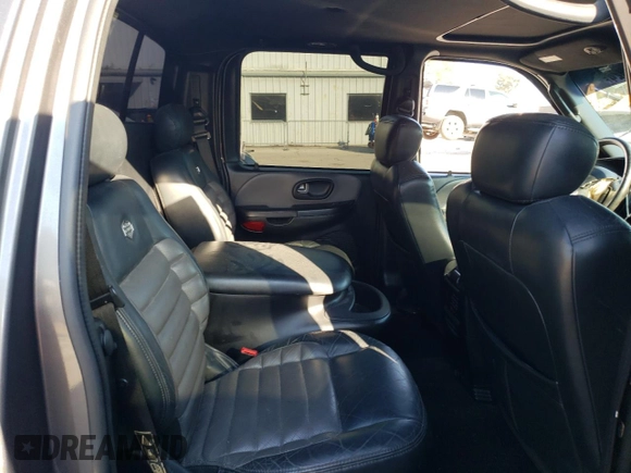 2002 Ford F-150 Harley Davidson with VIN 1FTRW07392KD46352, listed as a Copart auction lot 73463924 with 135,813 mi miles and Salvage Title. Bid and sale history available at carsss.com. Image 11.
