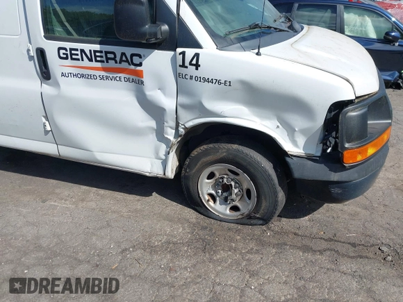 2014 Chevrolet Express Cargo z VIN 1GCWGFFA7E1137334, wystawiony jako IAAI lot #42315556 z przebiegiem 214 615 mil mil oraz . Historia ofert i sprzedaży dostępna na DreamBid. Obrazek 6.