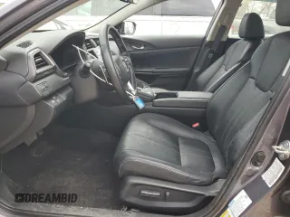 2019 Honda Insight Touring with VIN 19XZE4F94KE003290, listed as a Copart auction lot 54370315 with 111,101 mi miles and Salvage Title. Bid and sale history available at carsss.com. Image 7.