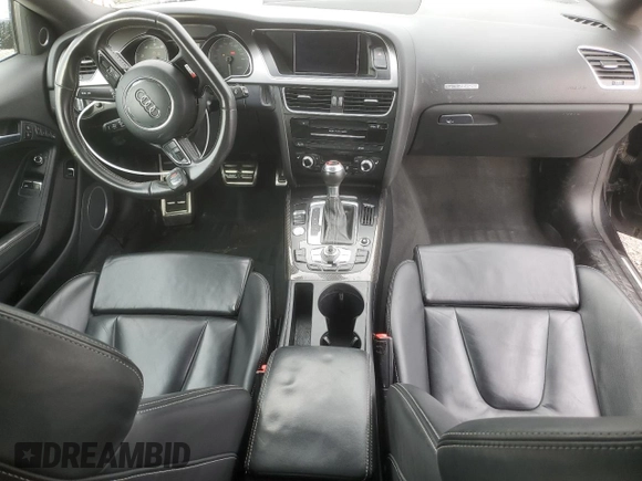 2013 Audi S5 Premium Plus z VIN WAUCGAFR2DA027699, wystawiony jako Copart lot #83947234 z przebiegiem Nie podano mil oraz Szkoda całkowita • Salvage title. Historia ofert i sprzedaży dostępna na DreamBid. Obrazek 8.