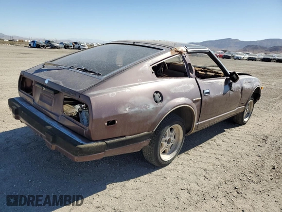 1983 Datsun 280ZX z VIN JN1HZ04S8DX568629, wystawiony jako Copart lot #71850514 z przebiegiem Nie podano mil oraz Szkody całkowita. Historia ofert i sprzedaży dostępna na DreamBid. Obrazek 3.