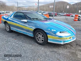 1994 Chevrolet Camaro z VIN 2G1FP22S6R2203690, wystawiony jako IAAI lot #41827837 z przebiegiem 183 917 mil mil oraz . Historia ofert i sprzedaży dostępna na DreamBid. Obrazek 1.